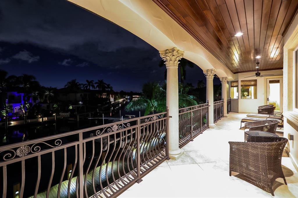 LIGHTHOUSE POINT - Residential