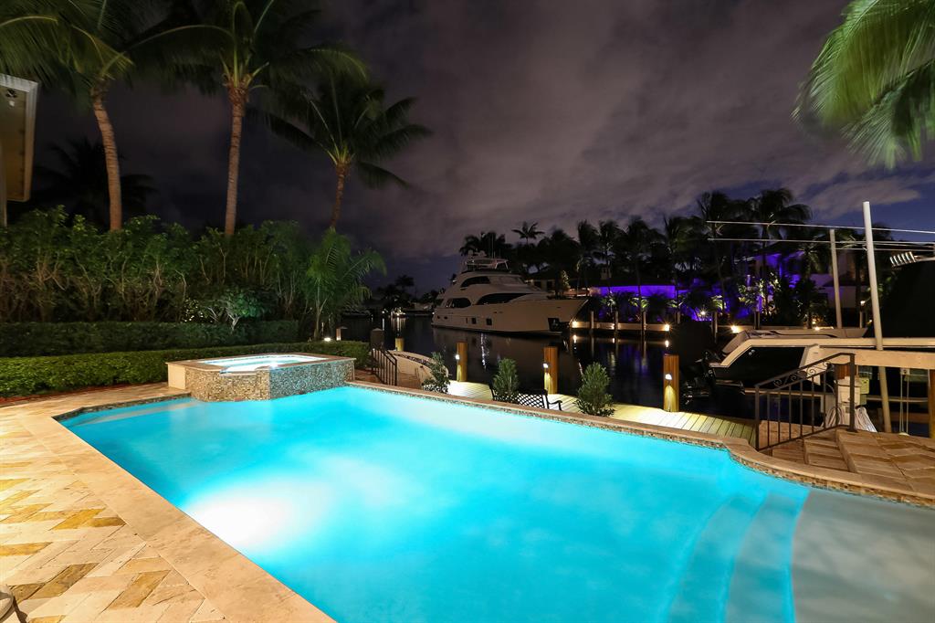 LIGHTHOUSE POINT - Residential