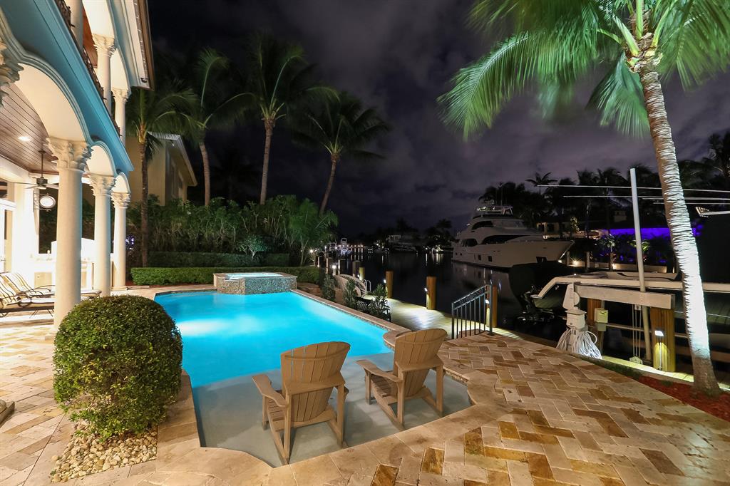 LIGHTHOUSE POINT - Residential