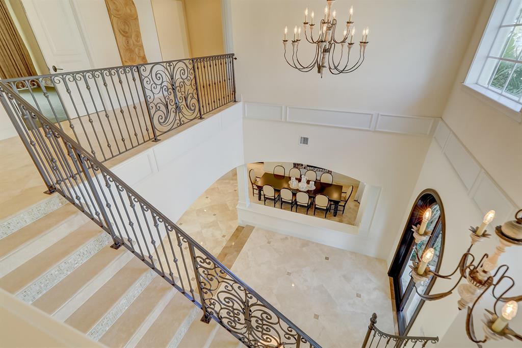 LIGHTHOUSE POINT - Residential