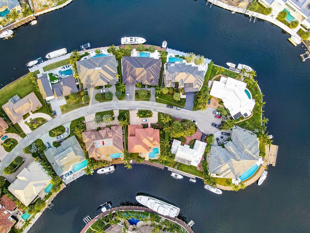 LIGHTHOUSE POINT - Residential