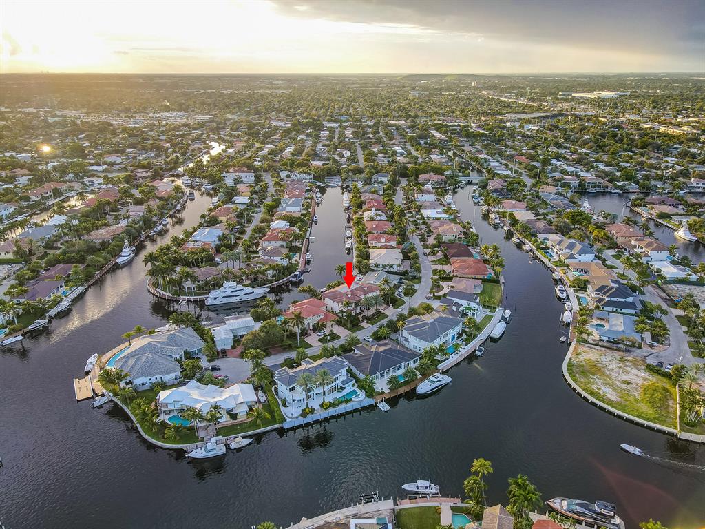 LIGHTHOUSE POINT - Residential