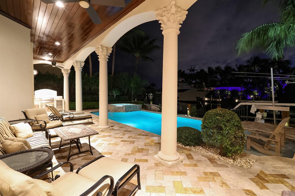 LIGHTHOUSE POINT - Residential