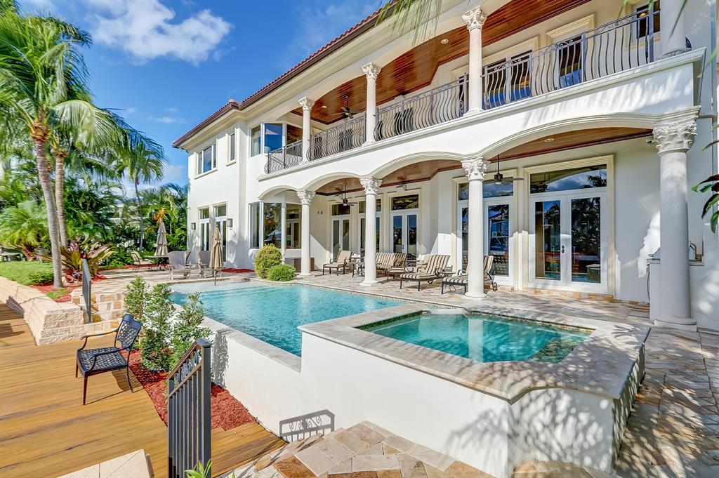 LIGHTHOUSE POINT - Residential