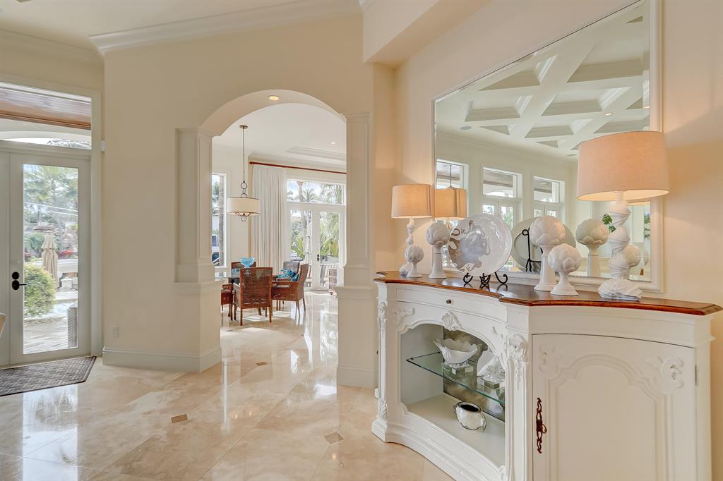 LIGHTHOUSE POINT - Residential