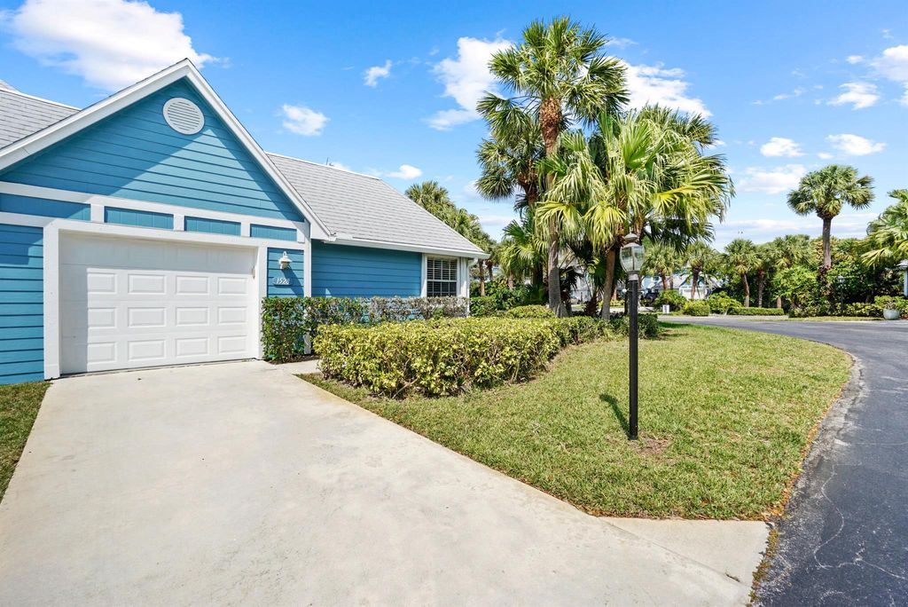 Photo of 1528 Ocean Dunes Circle, Jupiter, FL 33477 (MLS # R10954936)