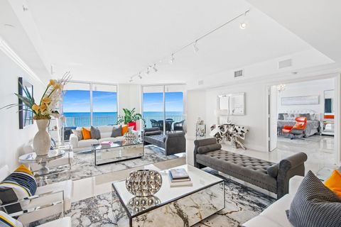 A home in Lauderdale By The Sea