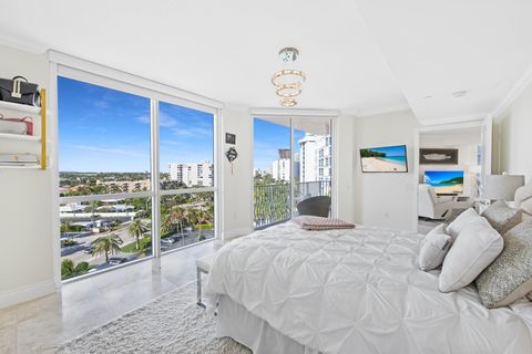 A home in Lauderdale By The Sea