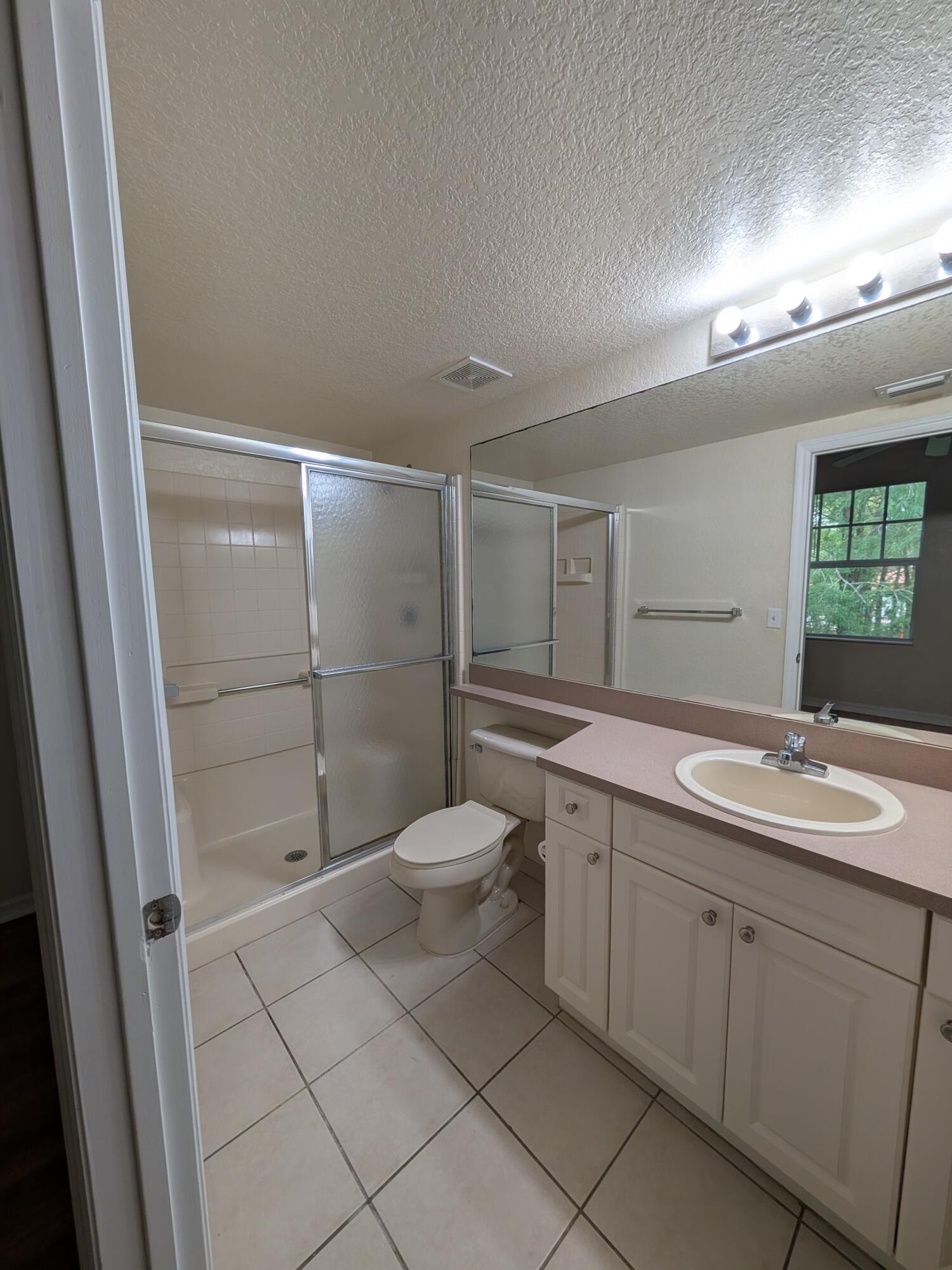 CYPRESS POINTE AT CORAL SPRINGS - Residential Lease