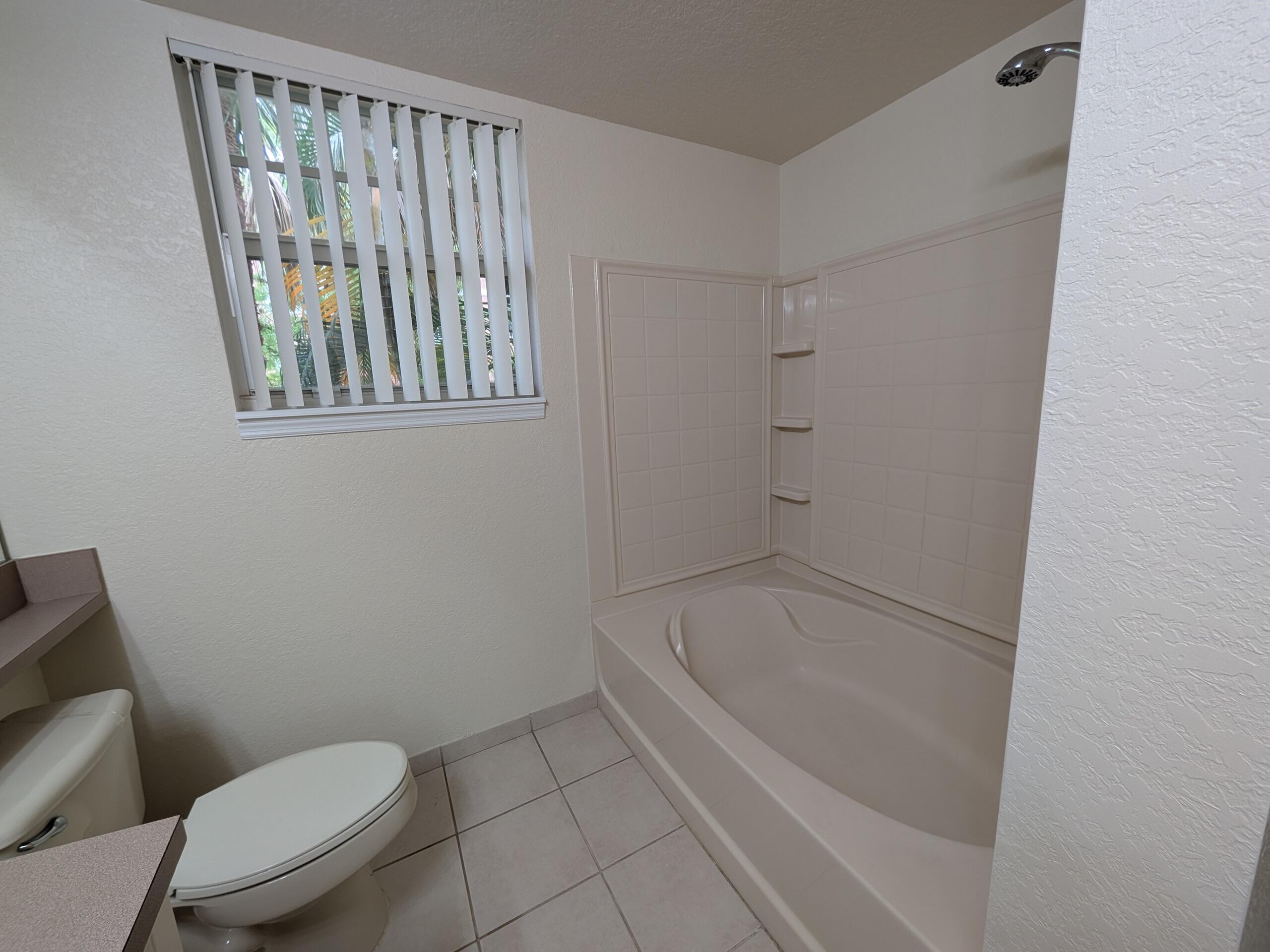 CYPRESS POINTE AT CORAL SPRINGS - Residential Lease