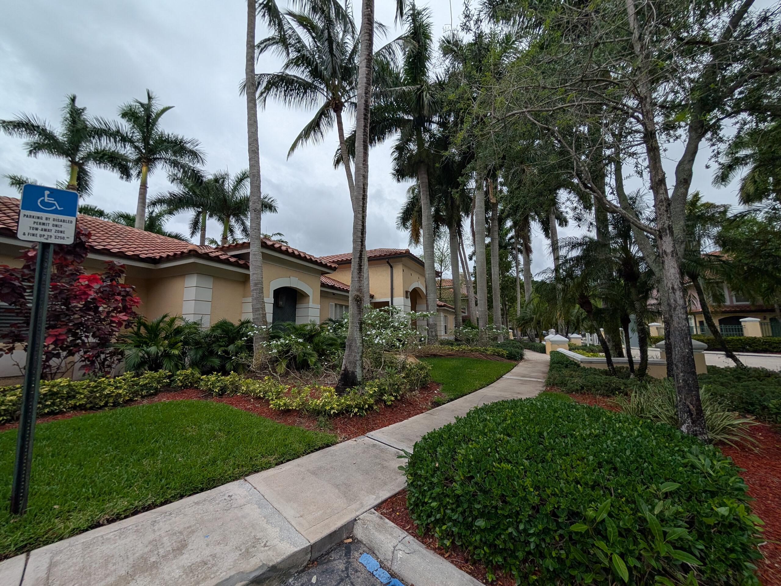 CYPRESS POINTE AT CORAL SPRINGS - Residential Lease