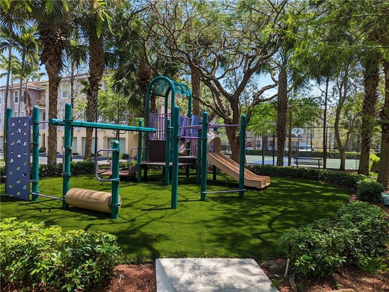 CYPRESS POINTE AT CORAL SPRINGS - Residential Lease