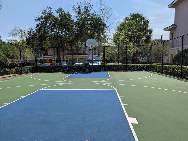 CYPRESS POINTE AT CORAL SPRINGS - Residential Lease