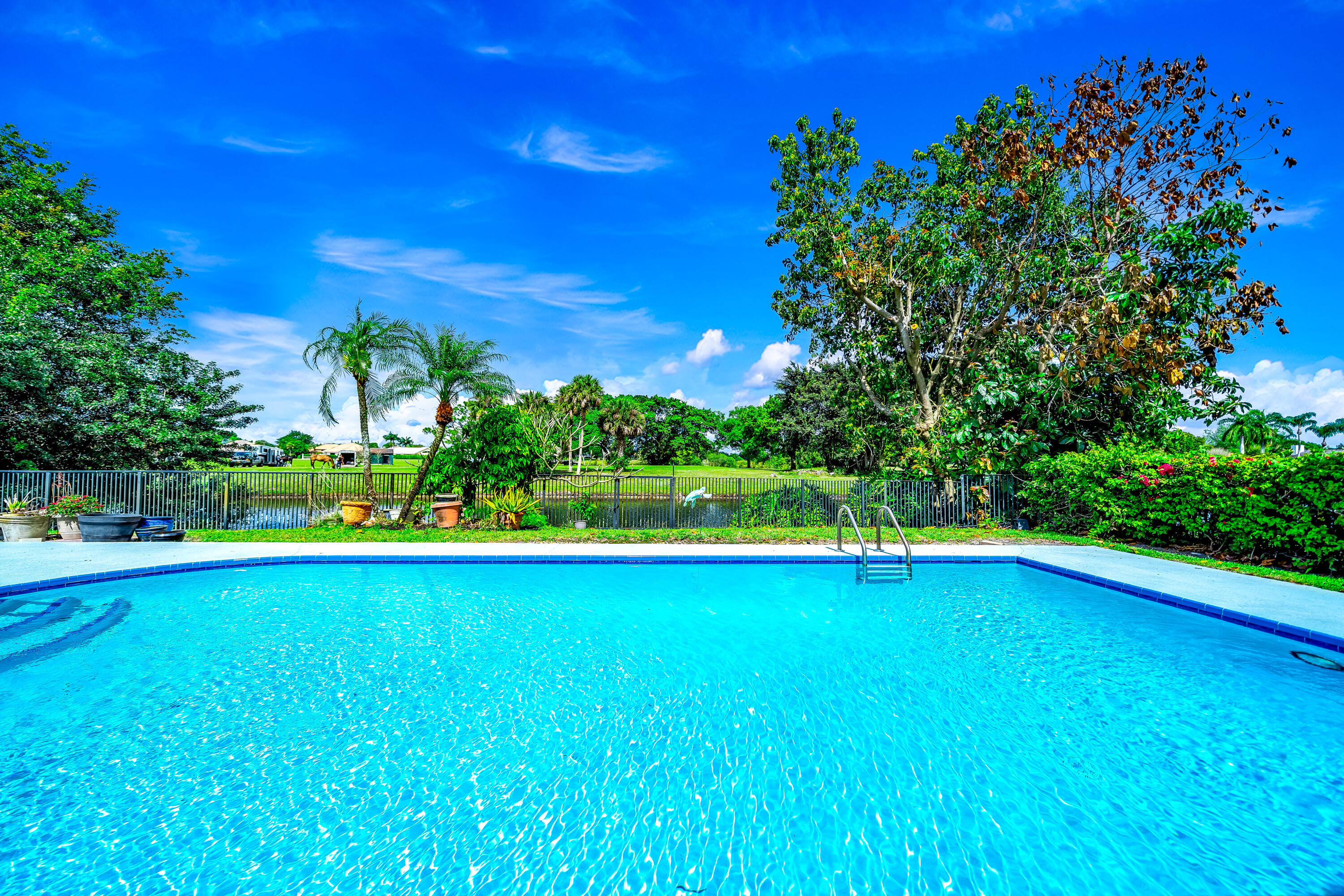 GREENVIEW SHORES 2 OF WELLINGTON - Residential Lease