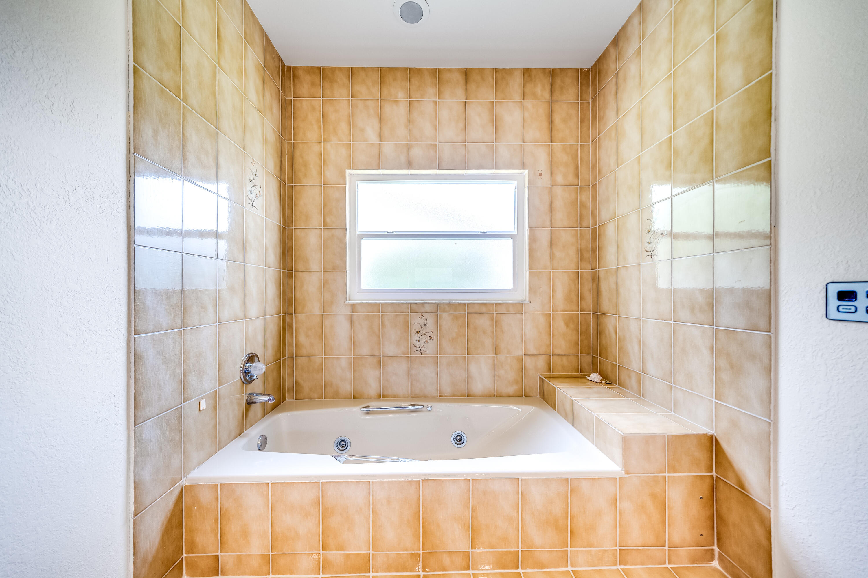 GREENVIEW SHORES 2 OF WELLINGTON - Residential Lease