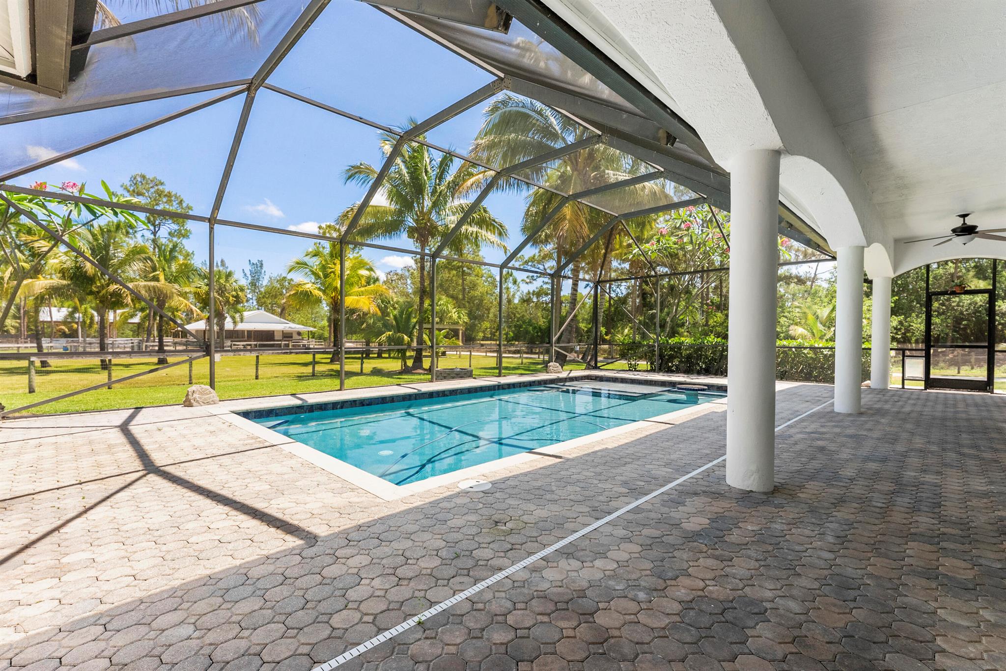 CALOOSA - Residential