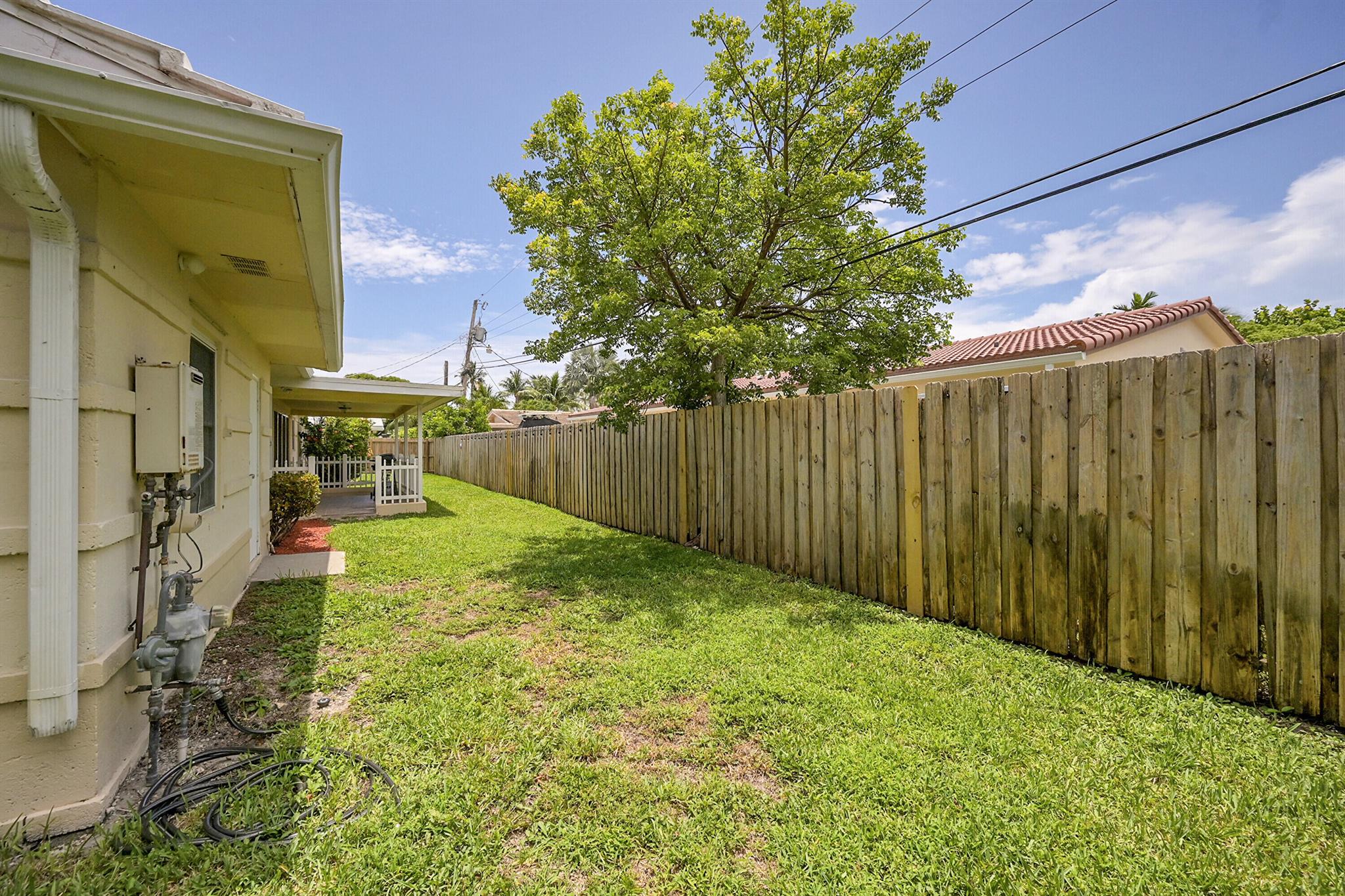 Pompano Beach, Florida 33062, United States, 2 Bedrooms Bedrooms, ,2 BathroomsBathrooms,Residential,Active,209602