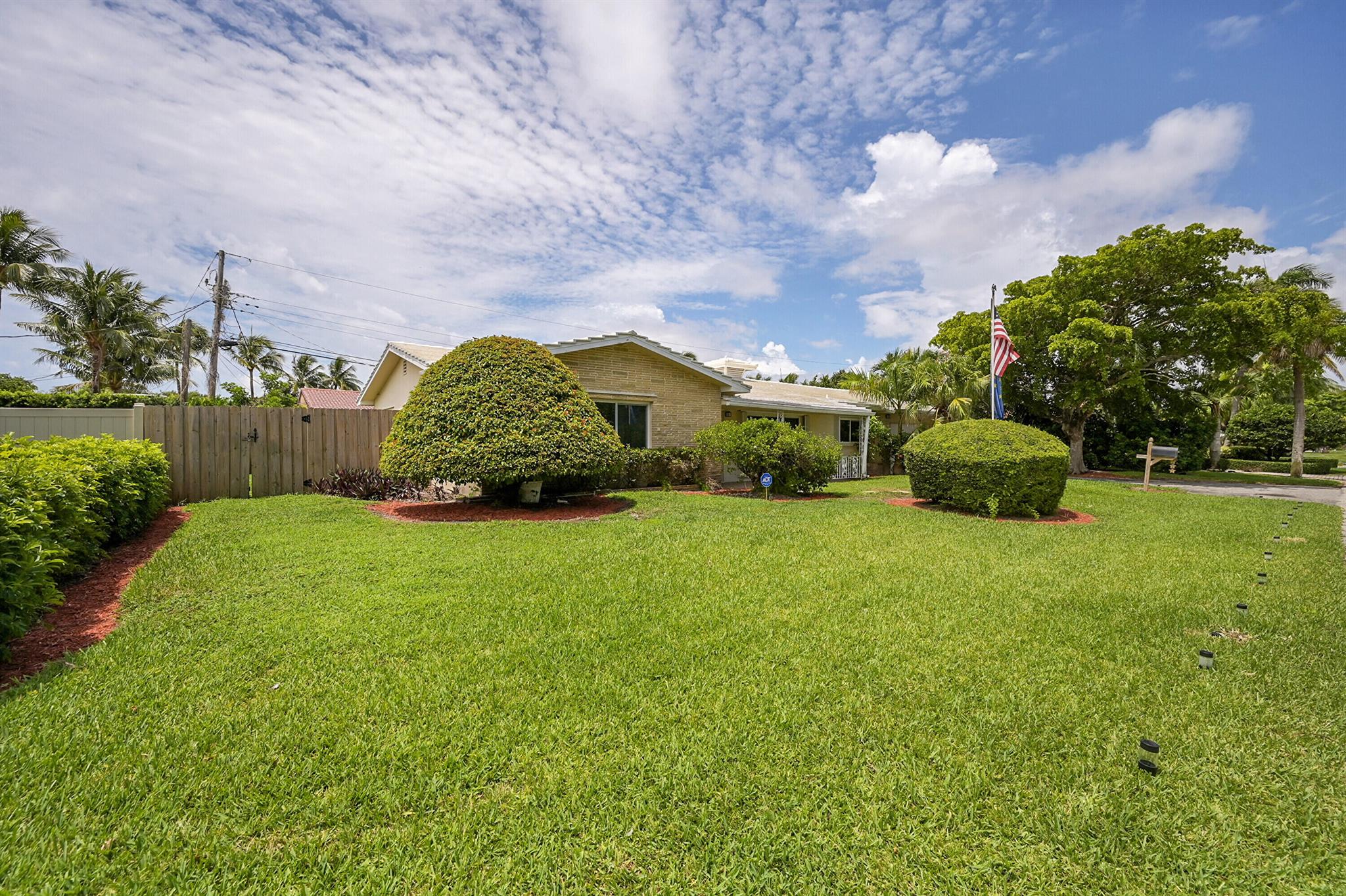 Pompano Beach, Florida 33062, United States, 2 Bedrooms Bedrooms, ,2 BathroomsBathrooms,Residential,Active,209602