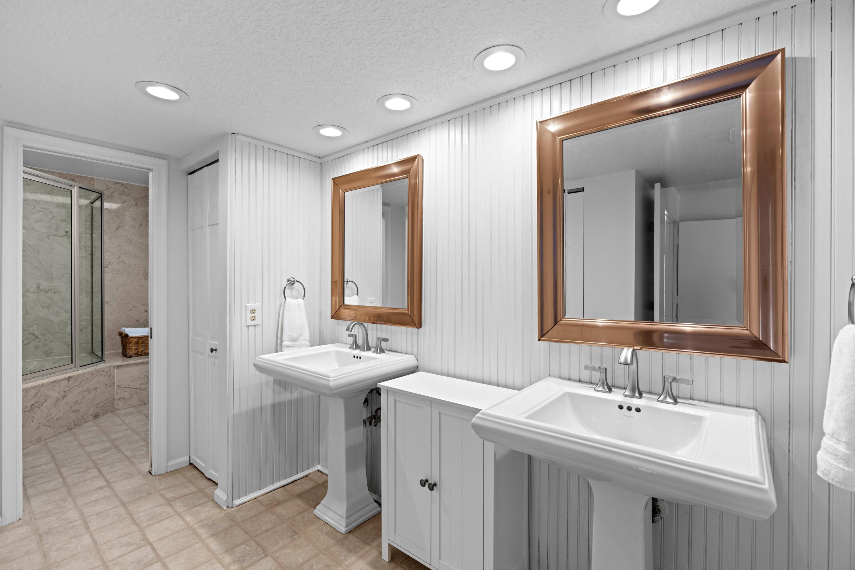 IRONWEDGE SEC II - Residential