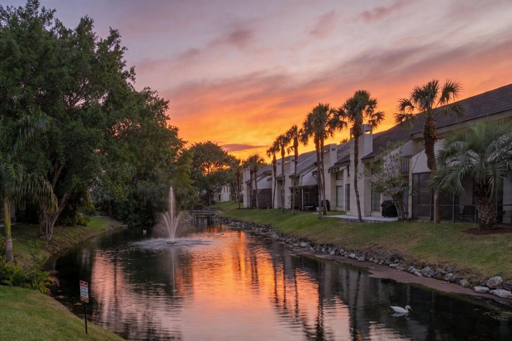 Photo of 6079 Glendale Dr, Boca Raton, FL 33433 (MLS # B26016414)