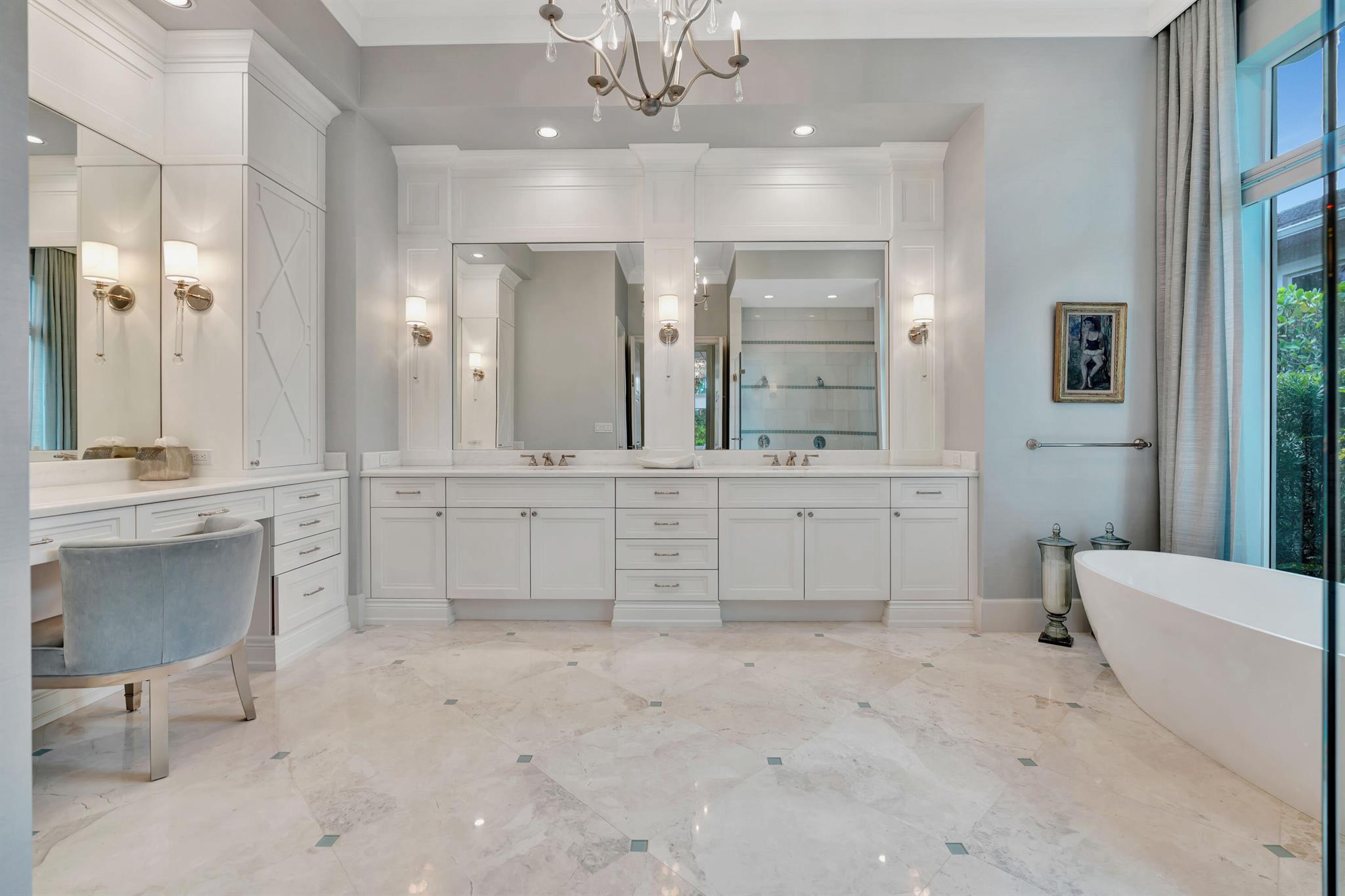 OLD PALM PL - Residential