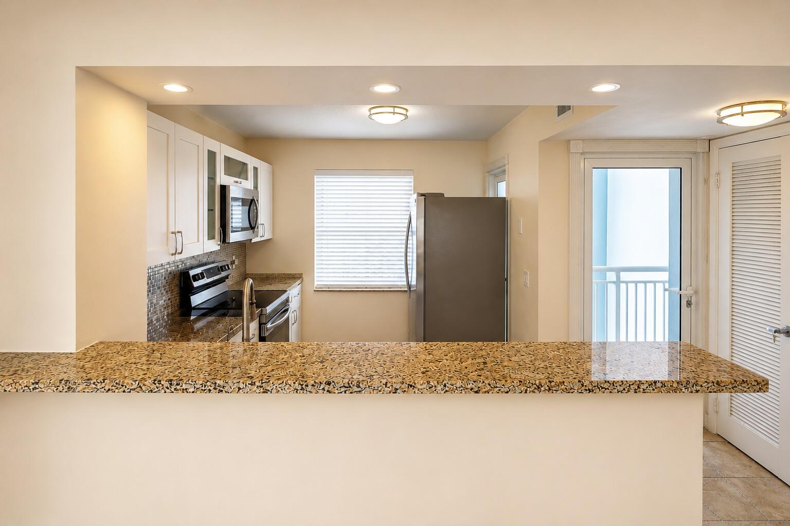 201 N Ocean Boulevard 608