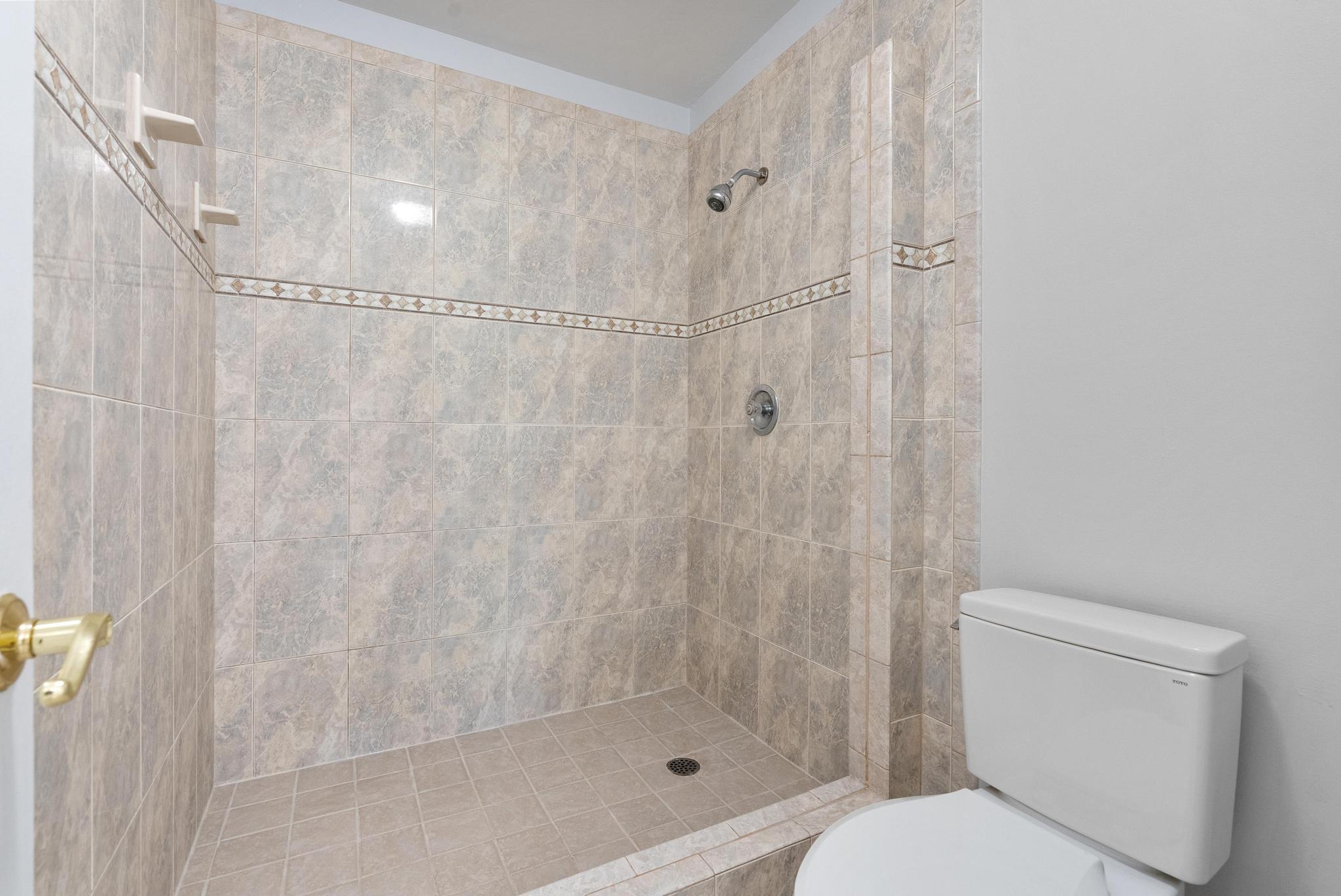 THORNHILL GLEN - Residential