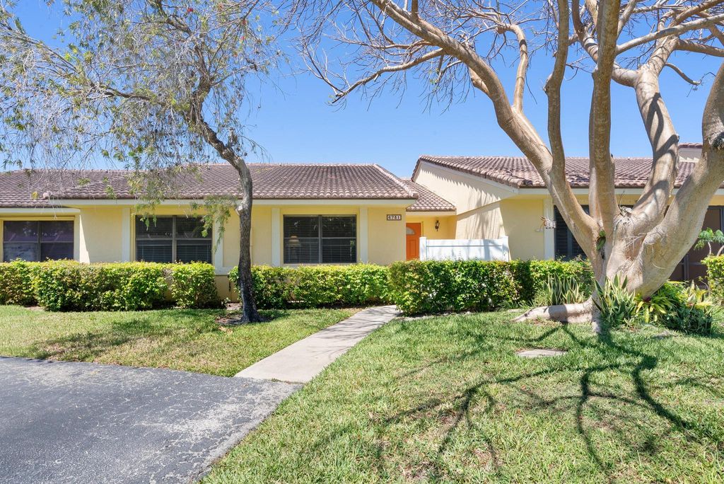 Photo of 6731 Bridlewood Court, Boca Raton, FL 33433 (MLS # B26006436)