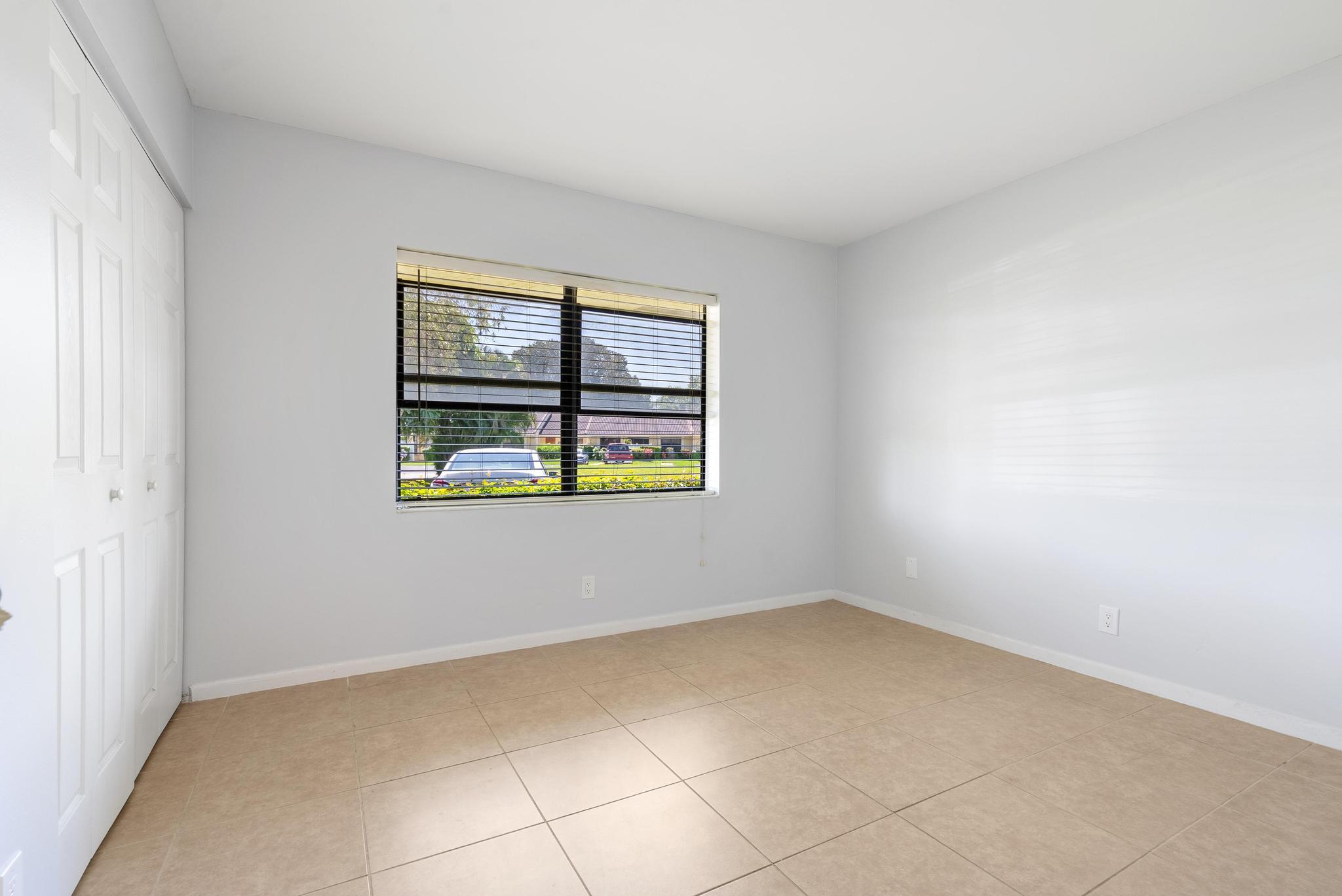 THORNHILL GLEN - Residential