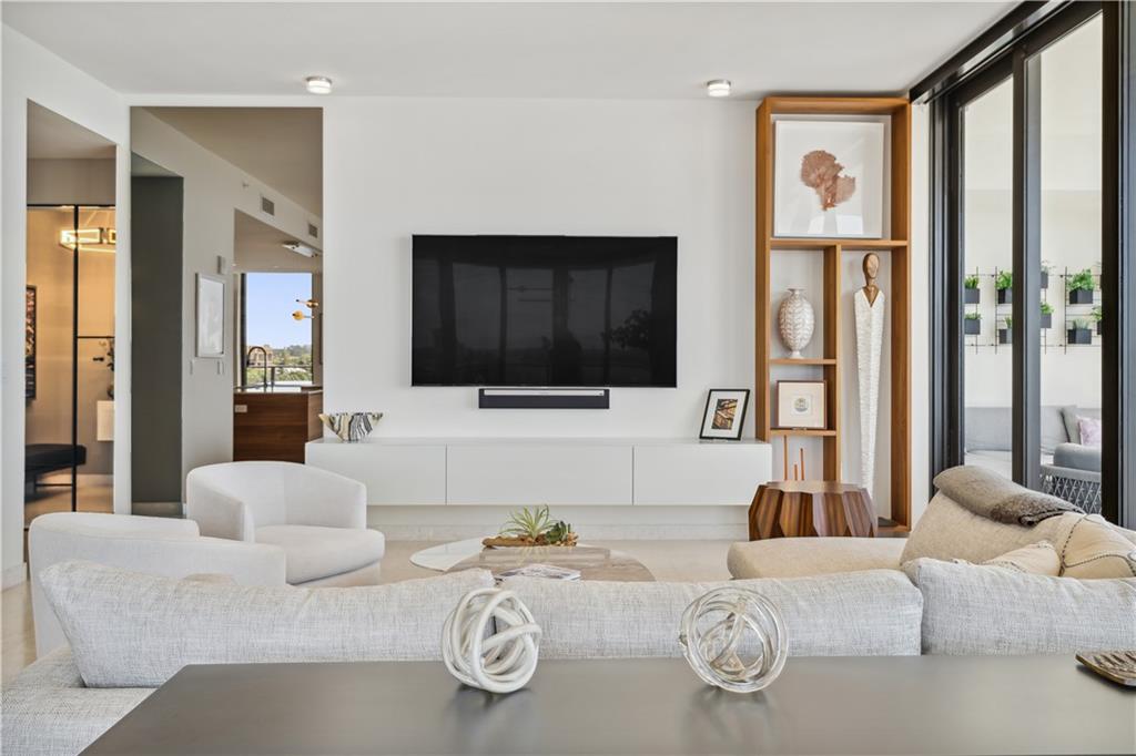 The Fairchild Condo - Residential