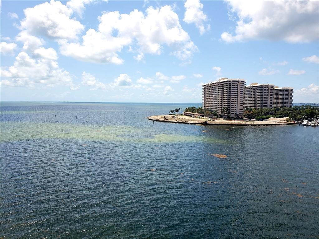 The Fairchild Condo - Residential