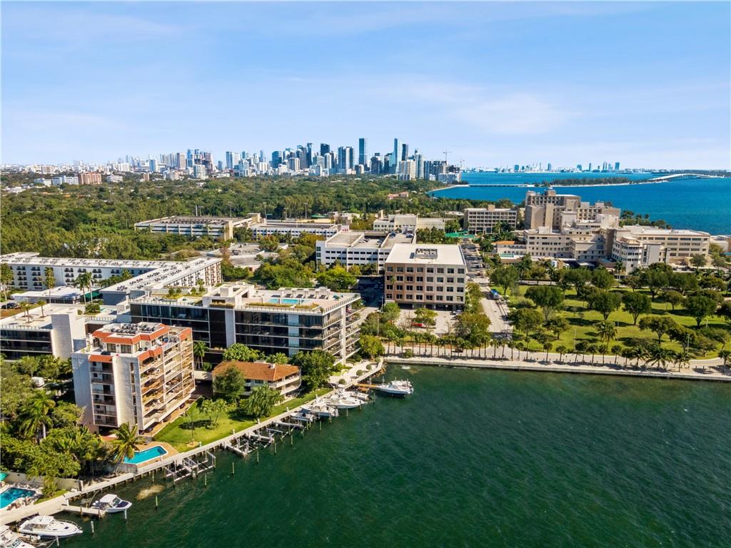 The Fairchild Condo - Residential