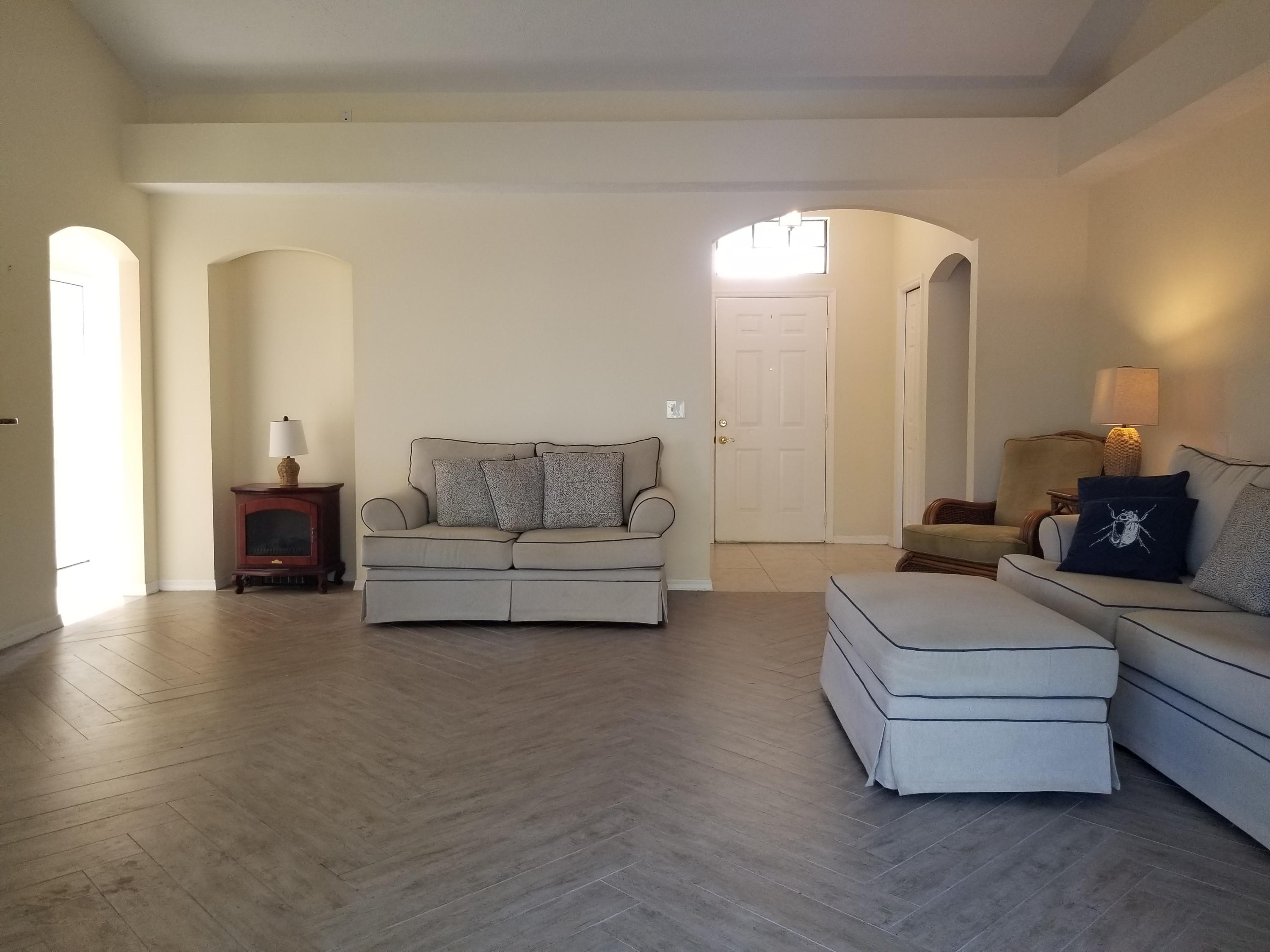 PORT ST LUCIE SECTION 8 - Residential