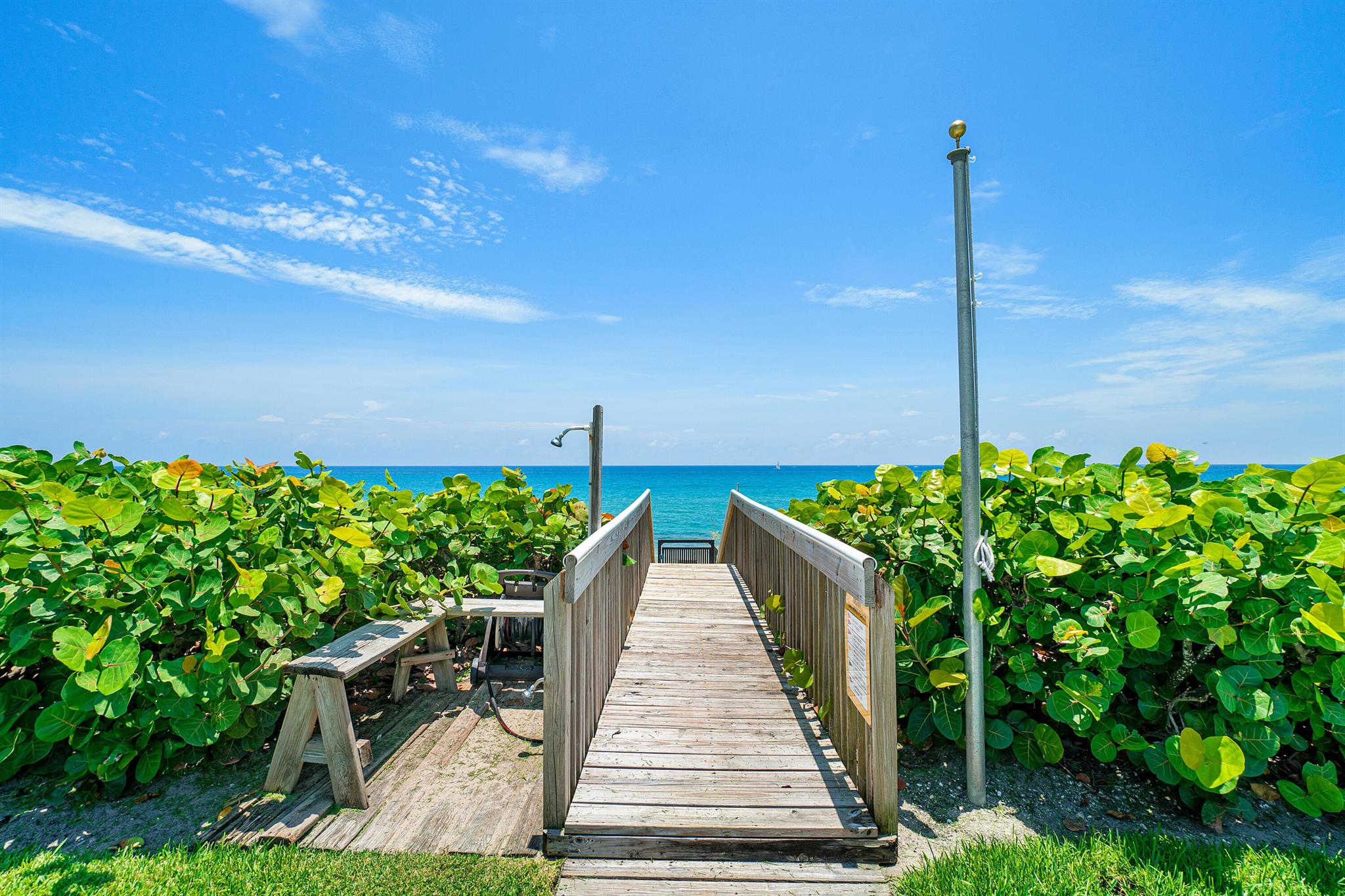 Sloans Curve II - Residential