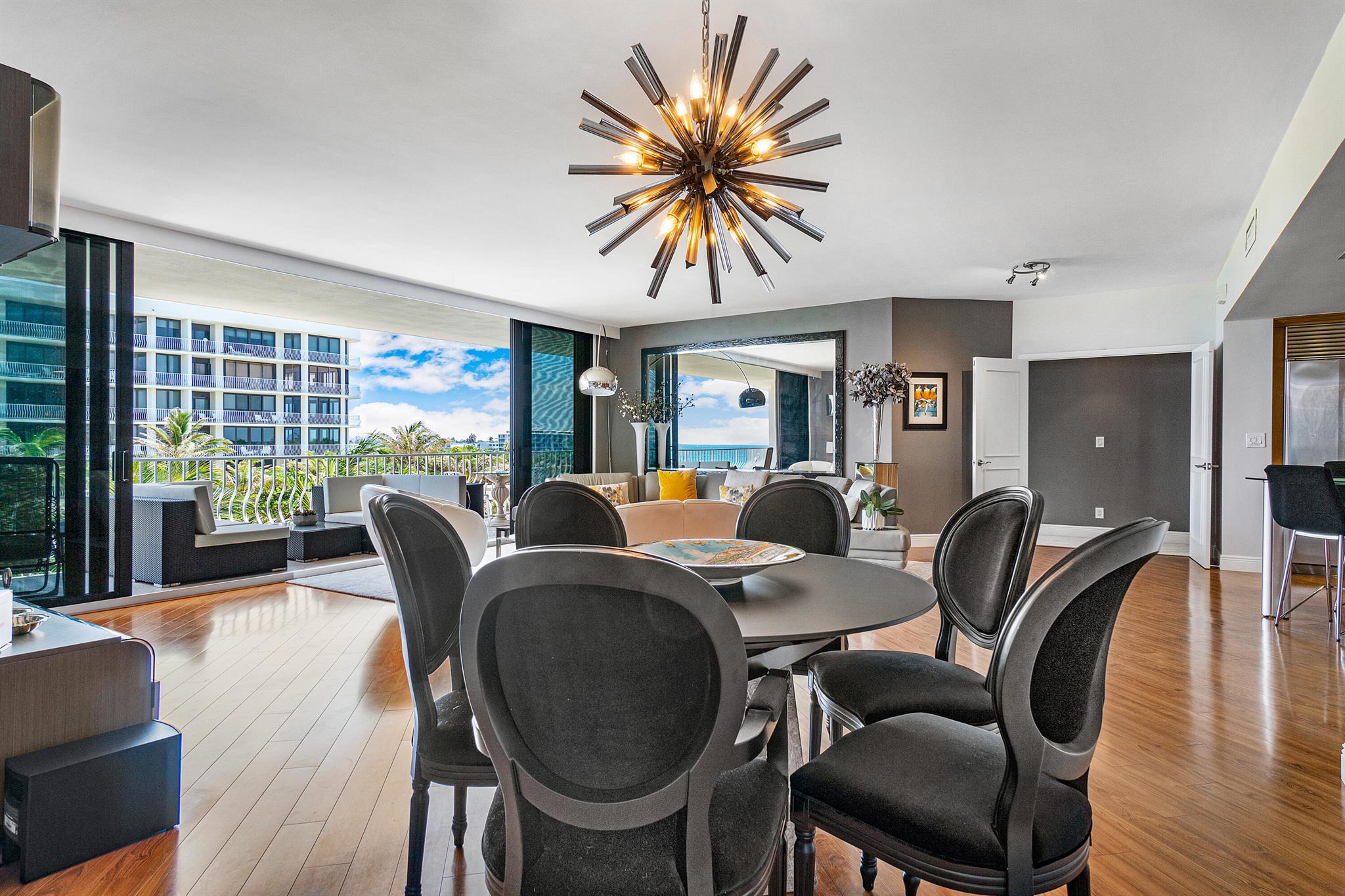 Sloans Curve II - Residential