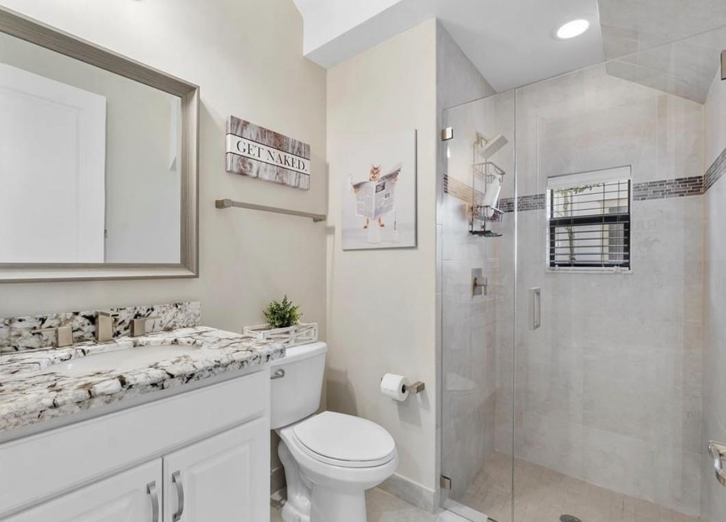 Bruschi Prop 180-105 B - Residential