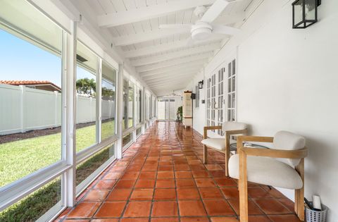 Tiny photo for 2110 NE 55th Street, Fort Lauderdale, FL 33308 (MLS # B26028635)