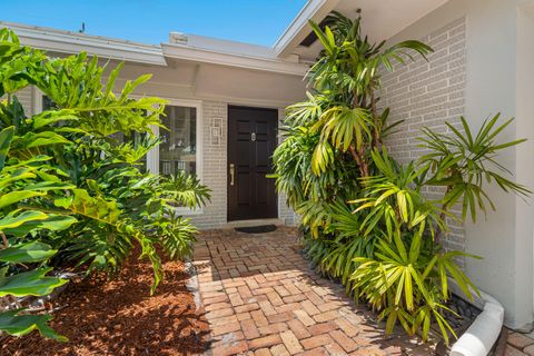 Tiny photo for 2110 NE 55th Street, Fort Lauderdale, FL 33308 (MLS # B26028635)