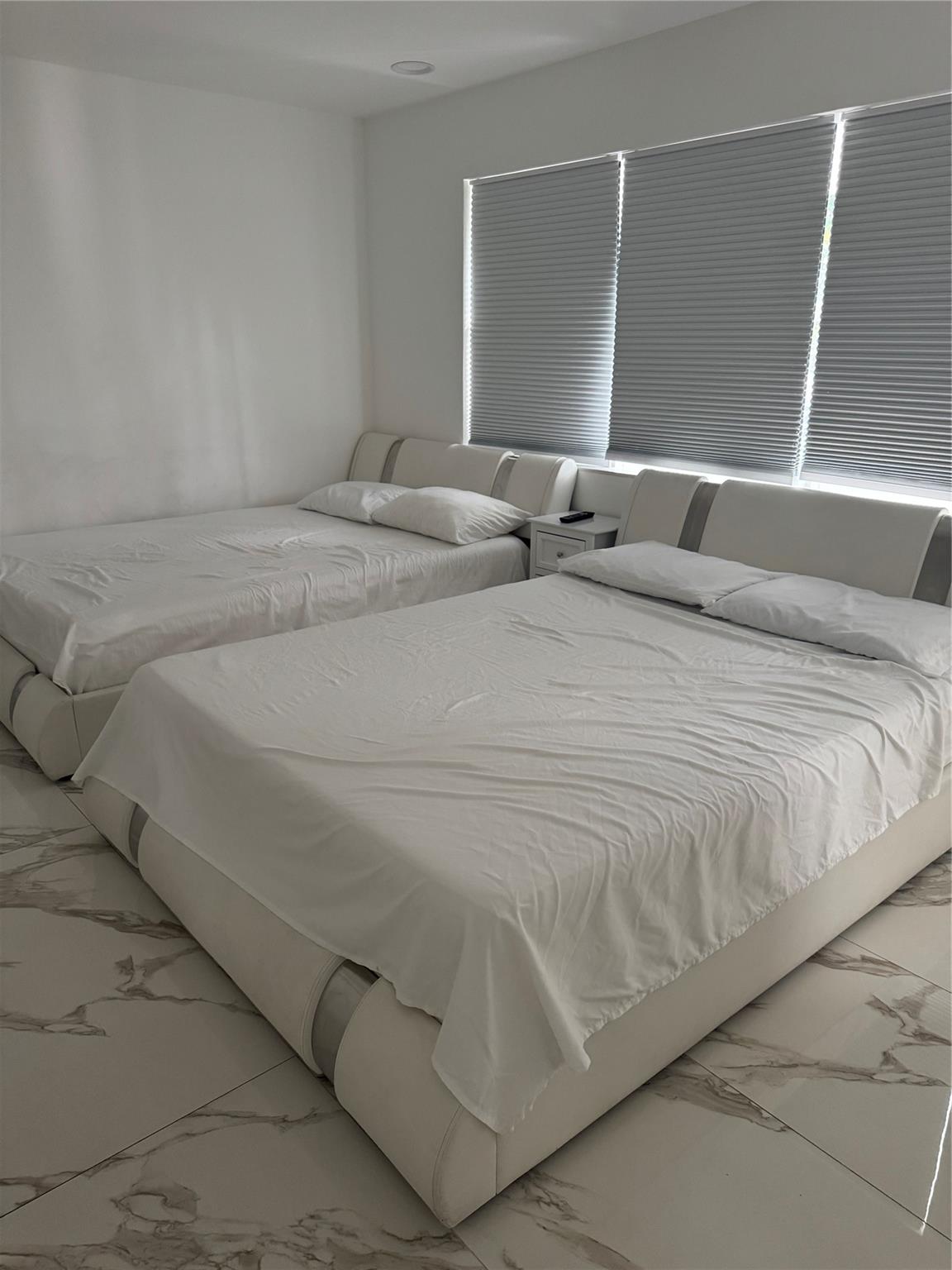 Central Golf Sec Of Holly - Residential Lease