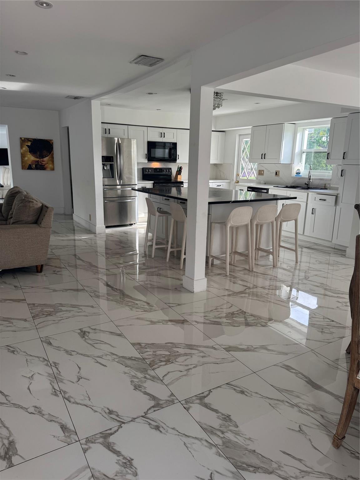 Central Golf Sec Of Holly - Residential Lease