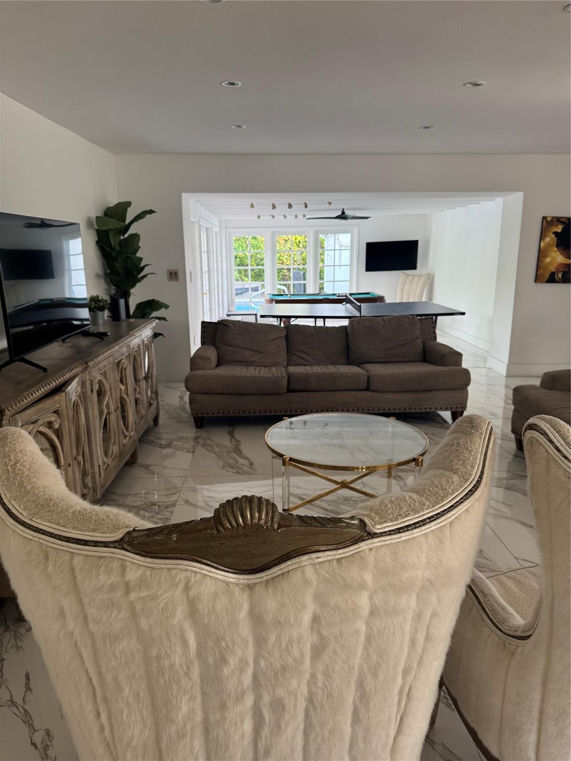 Central Golf Sec Of Holly - Residential Lease