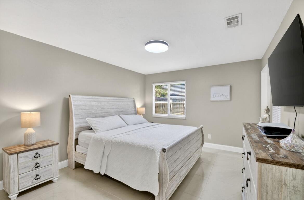 PARKWAY VILLAGE - Residential