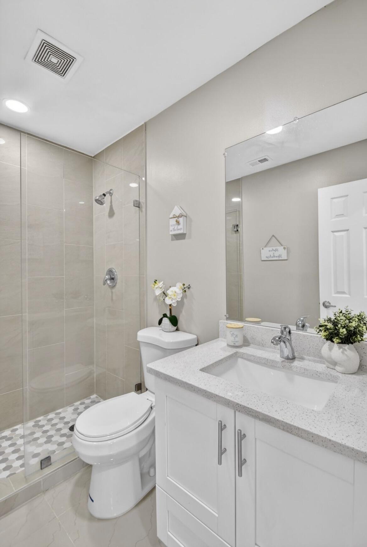 PARKWAY VILLAGE - Residential