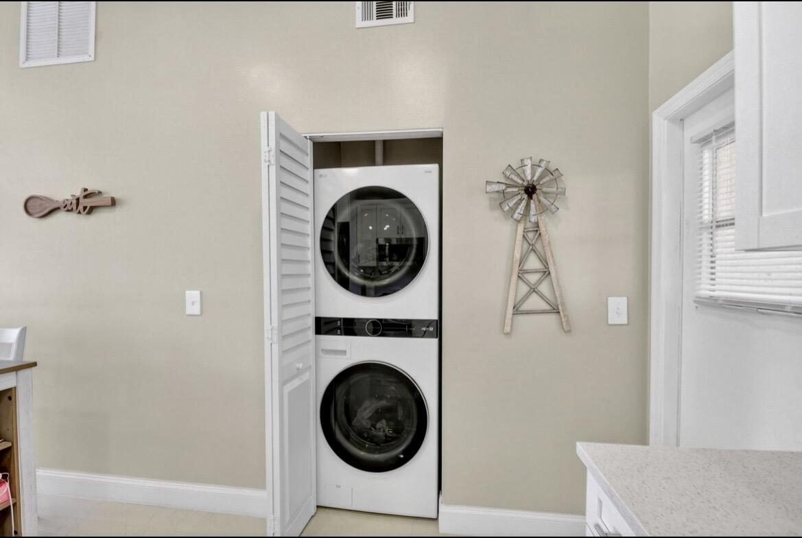 PARKWAY VILLAGE - Residential