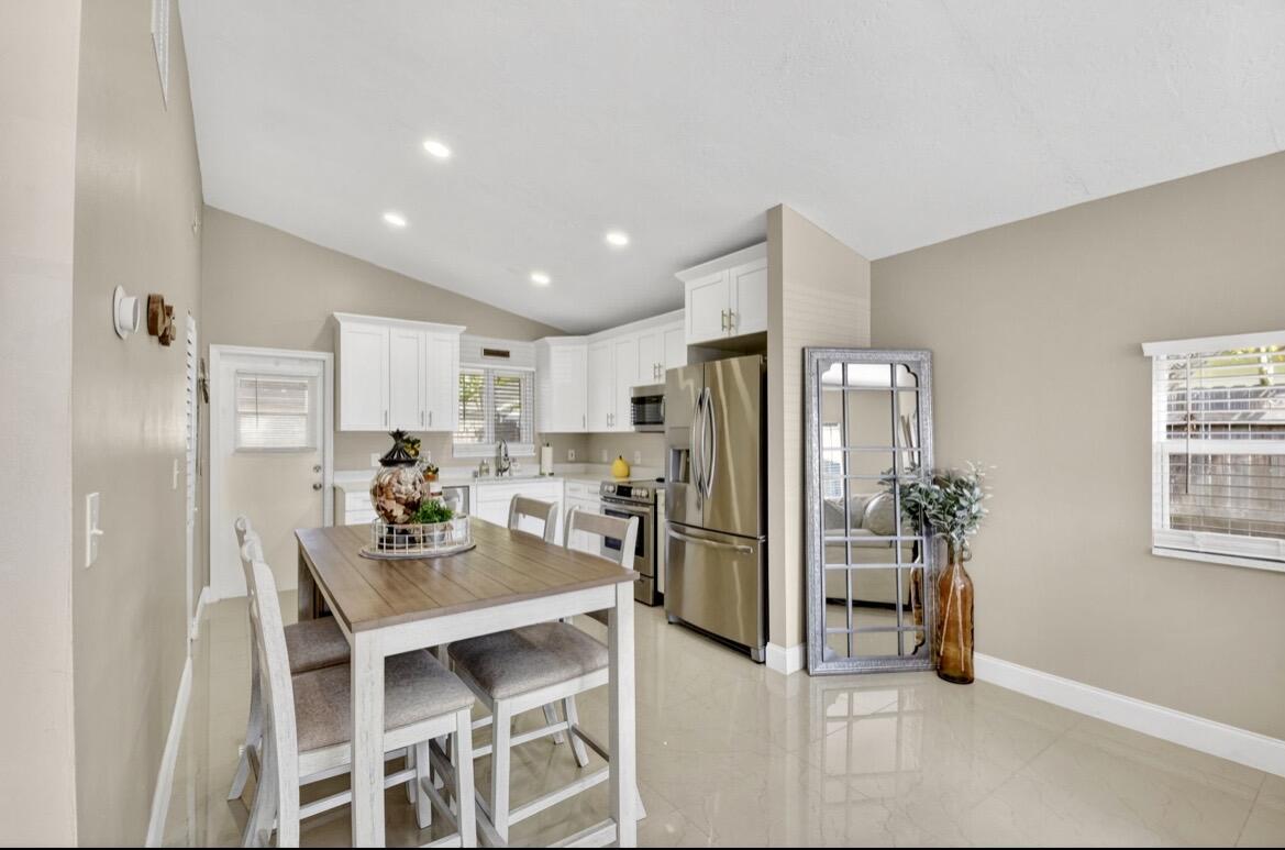 PARKWAY VILLAGE - Residential