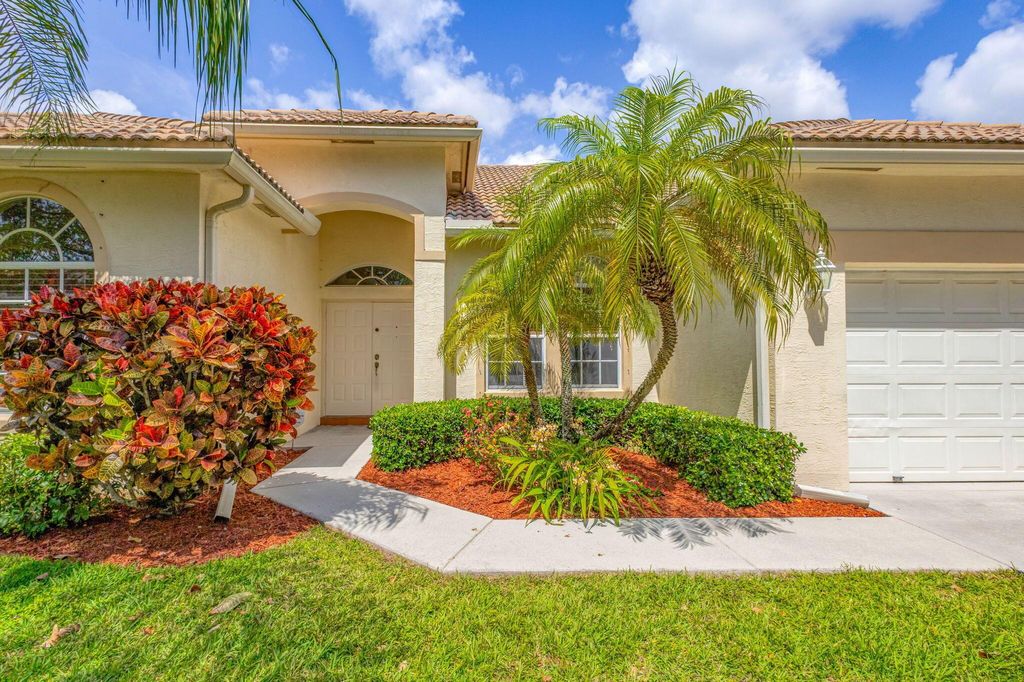 Photo of 225 Blackbird Lane, Jupiter, FL 33458 (MLS # R11084768)