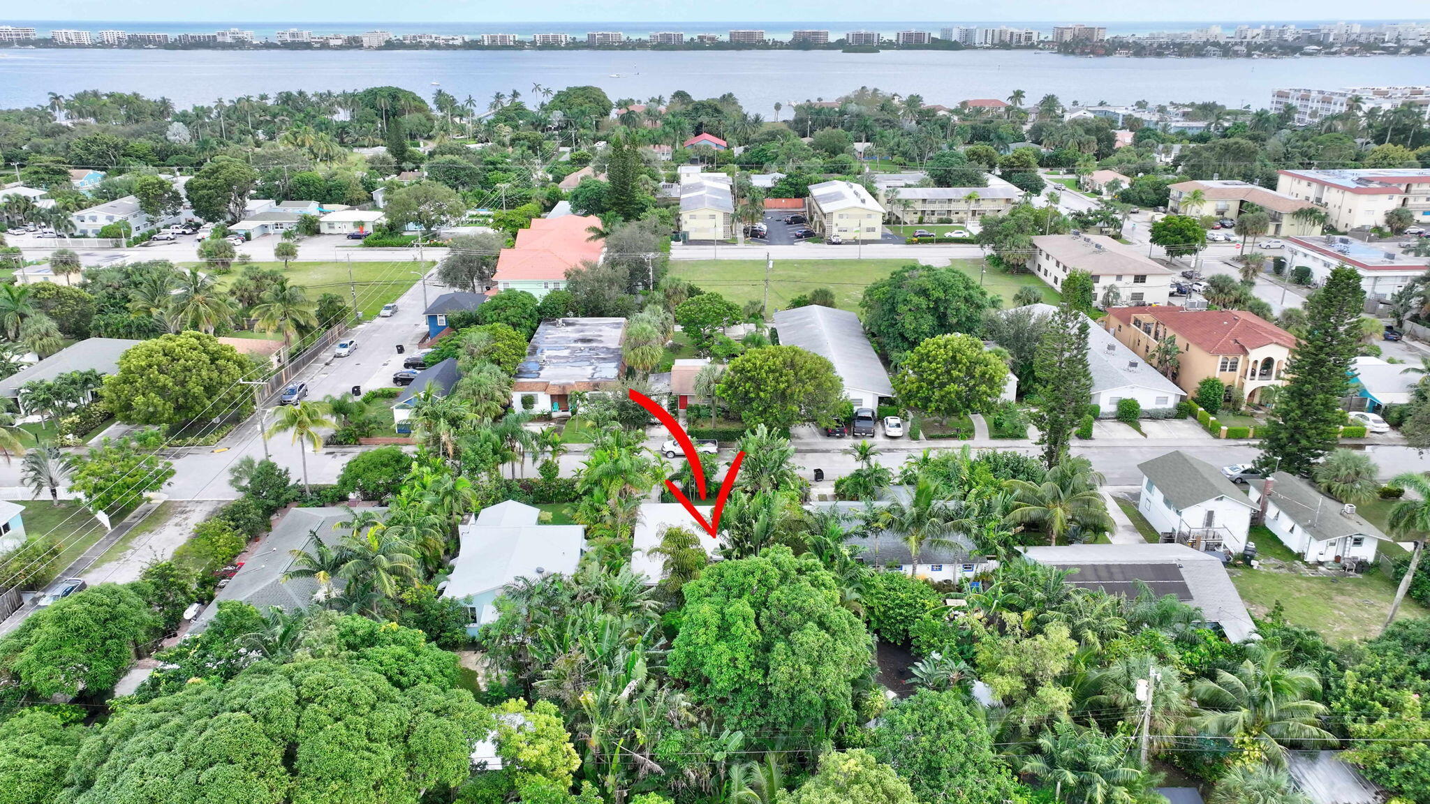 1309 S N Street, Lake Worth Beach, FL, 33460/$425,000 3 1309 S N Street