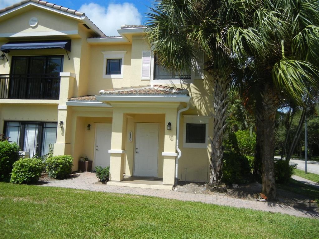 Photo of 2805 Veronia Drive #110, Palm Beach Gardens, FL 33410 (MLS # R10736613)