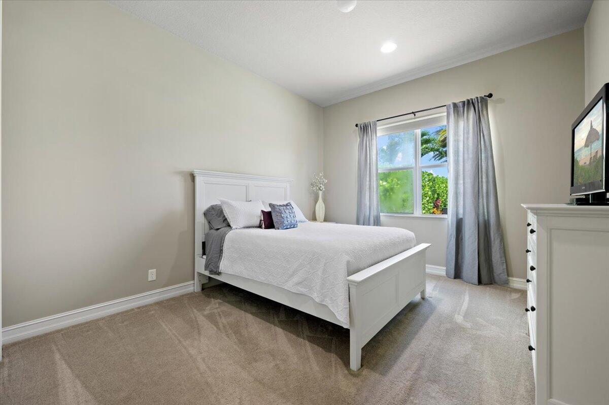 JUPITER COUNTRY CLUB - Residential