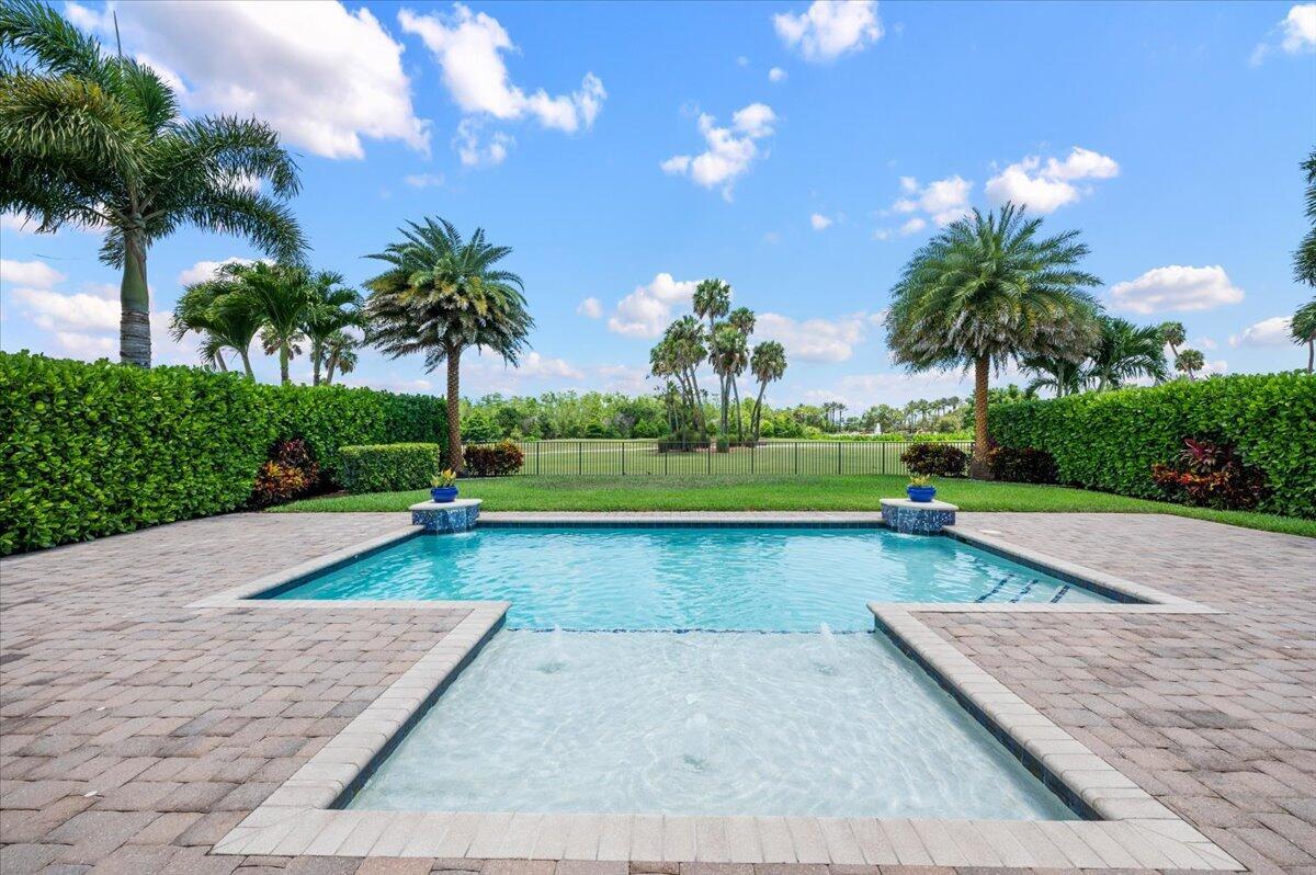 JUPITER COUNTRY CLUB - Residential